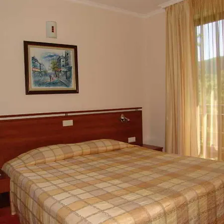 Izvor 4*